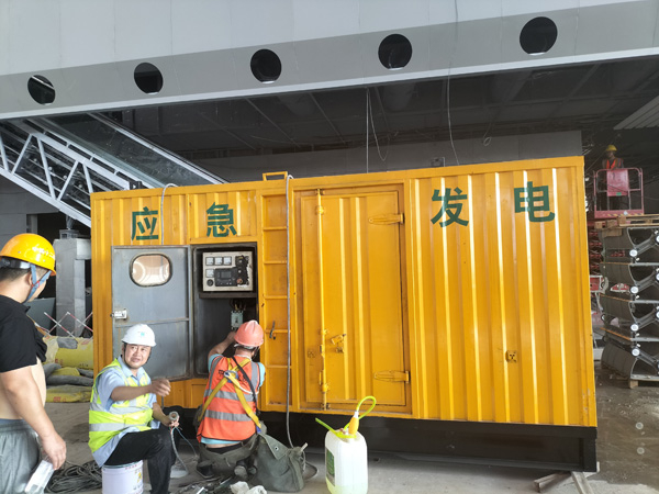 沁源怎样判断空气滤清器是否需要更换？